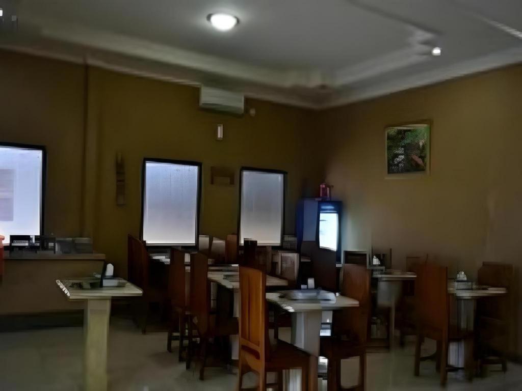 Hotel Khalista Пурвакарта Екстер'єр фото