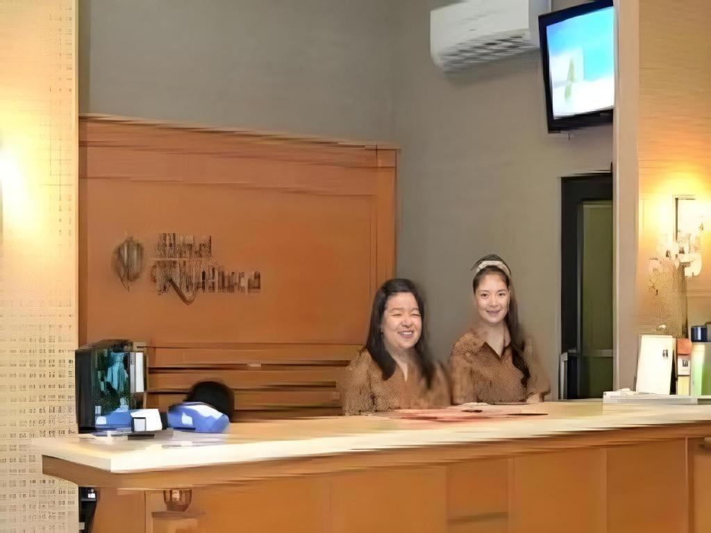 Hotel Khalista Пурвакарта Екстер'єр фото