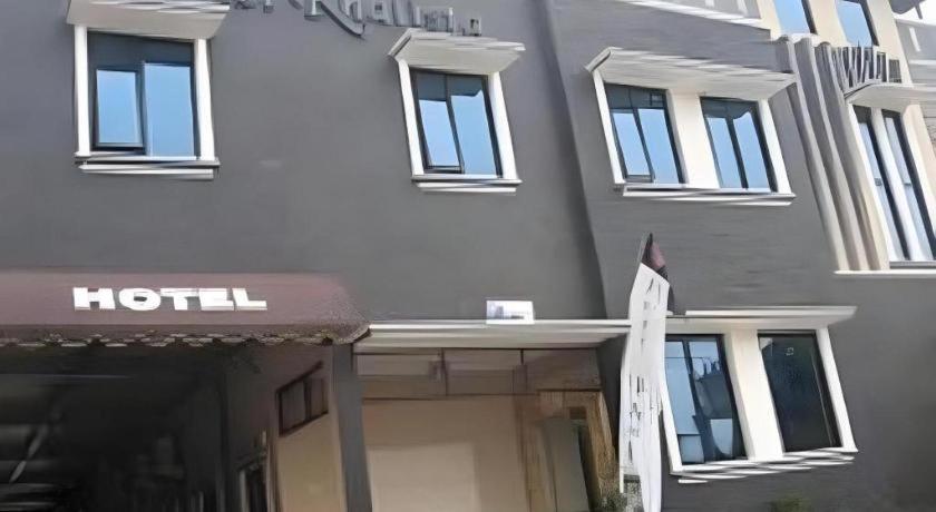 Hotel Khalista Пурвакарта Екстер'єр фото