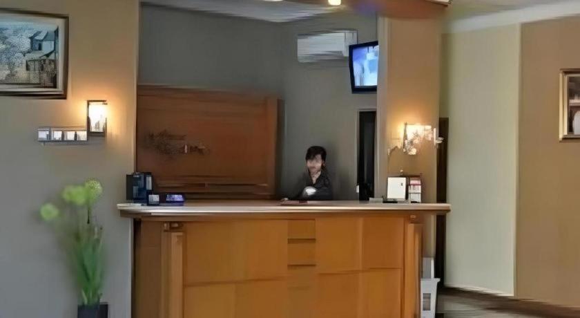 Hotel Khalista Пурвакарта Екстер'єр фото